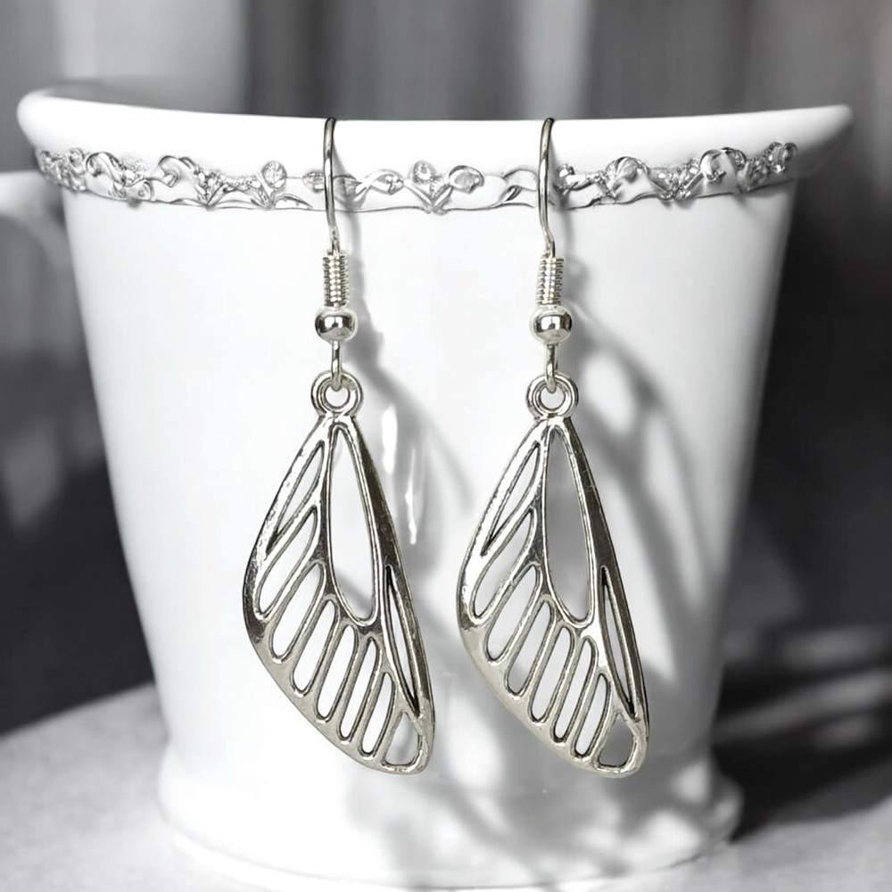 5 For $25💫Silver Filigree Butterfly Wing Dangles Earrings